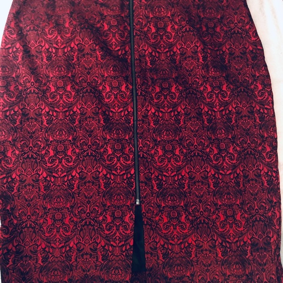 18w Cherry red jacquard pencil skirt - Picture 2 of 3